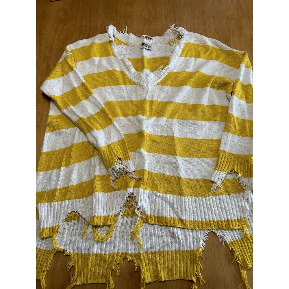 Show Me Your Mumu Delphina Distressed Yellow Rugby Stripe‎ sweater size Medium